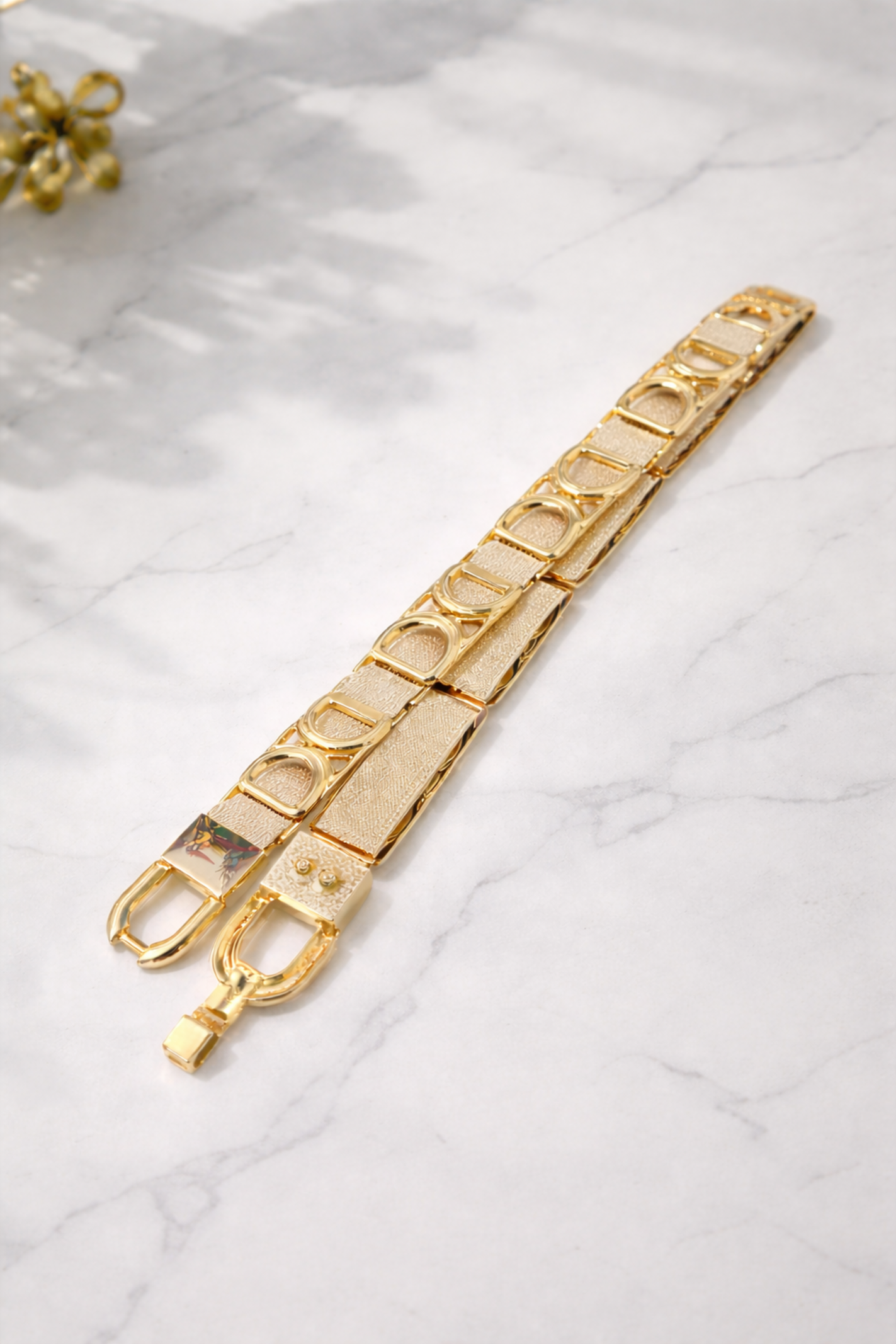 Elastic belt Gold