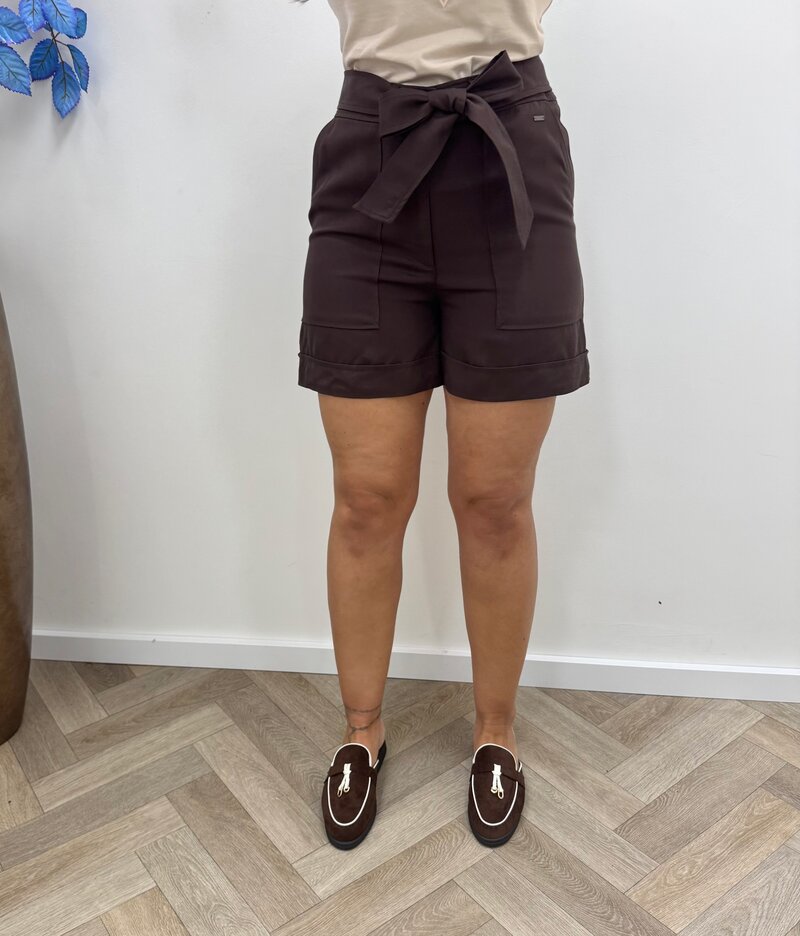 Short Nina Choco Guess 1200