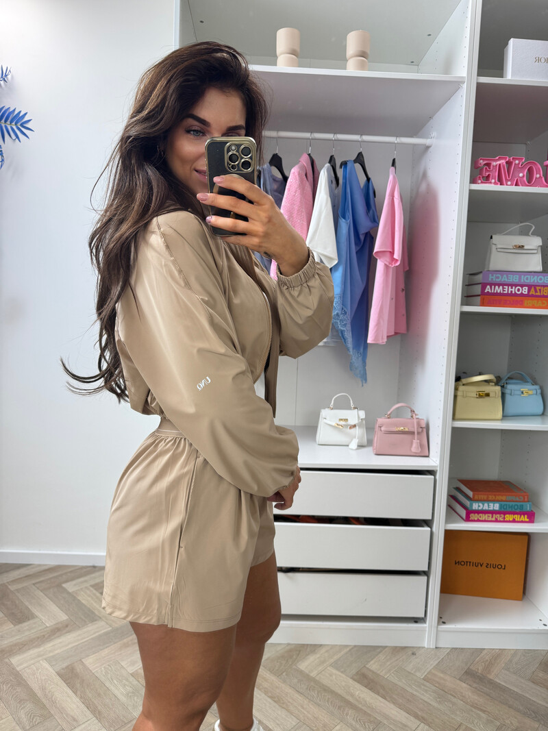 Gigi Short Sandy