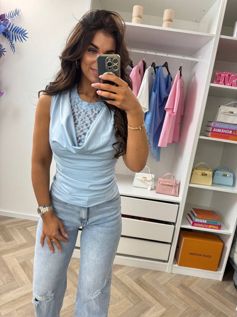Travel top lace hals Light Blue