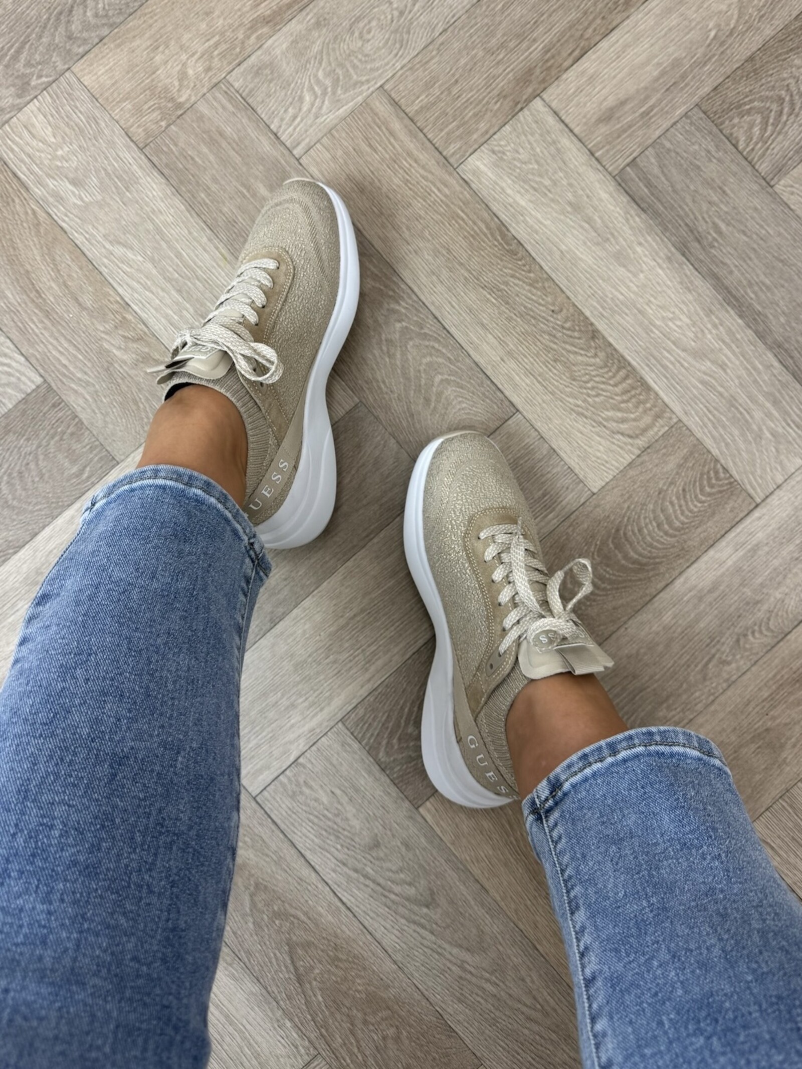 Guess Sneakers Mildrid Gold Guess 1221