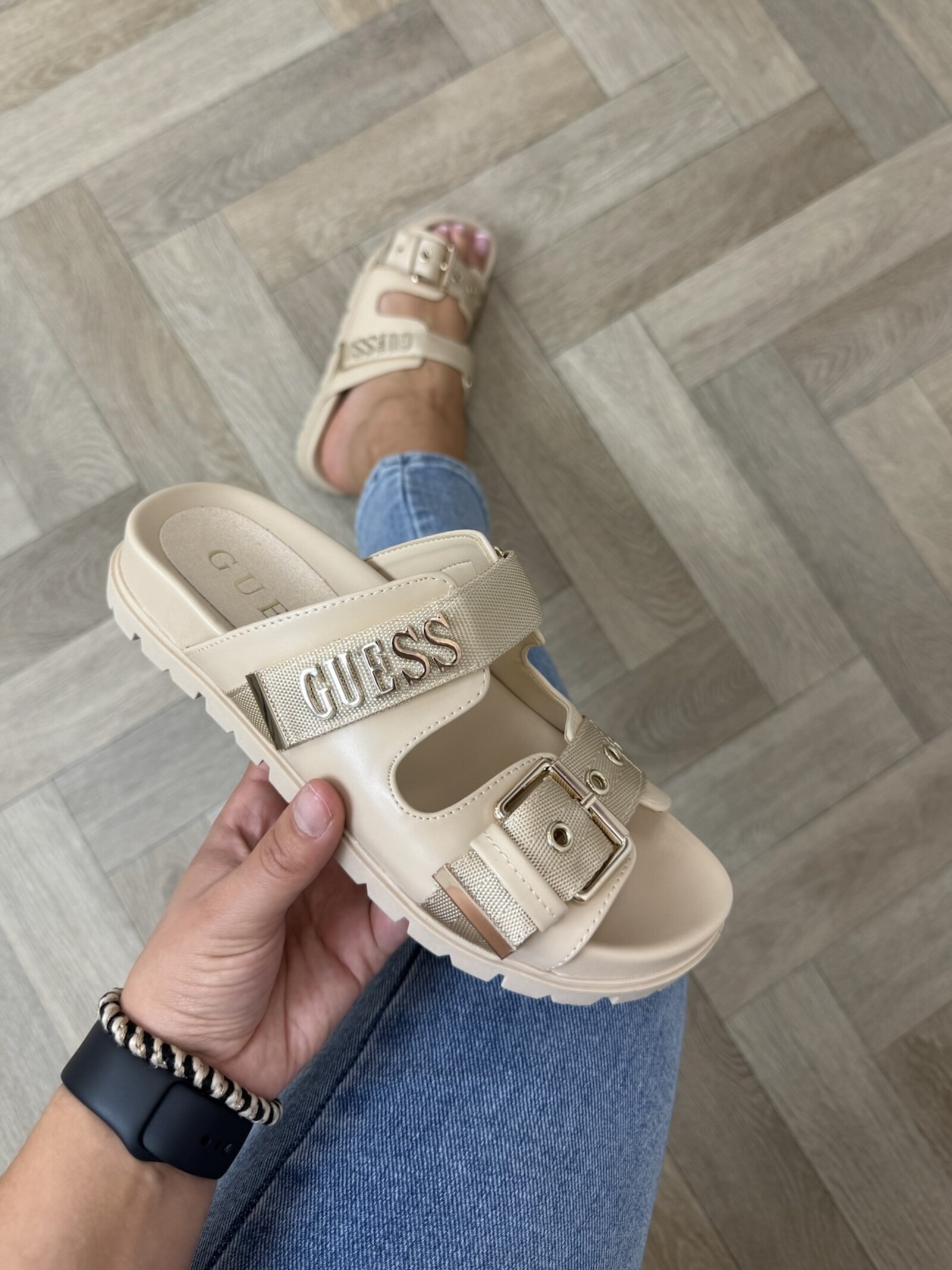 Guess Slippers Faxona Beige Guess 1348