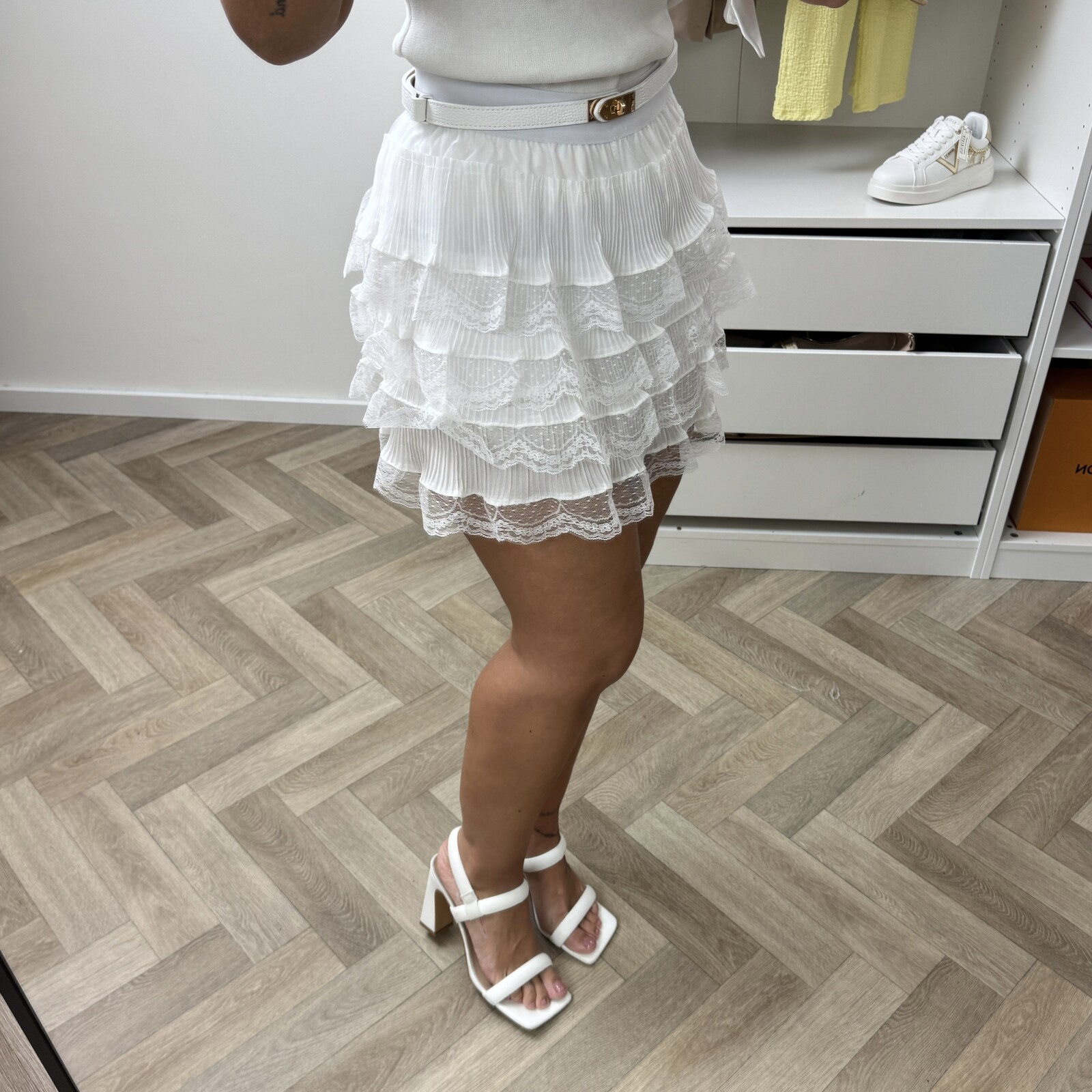 Skort Ruffle Lace White  A62834