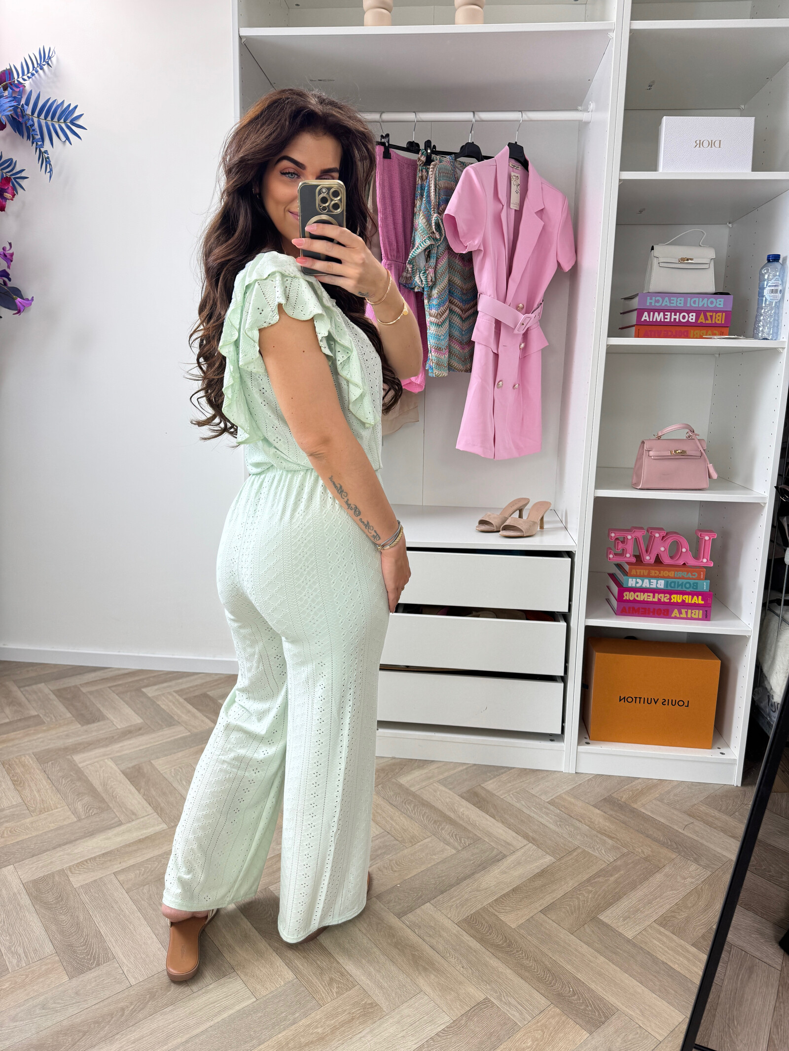 Set Ruffle Wenn 935 Mint