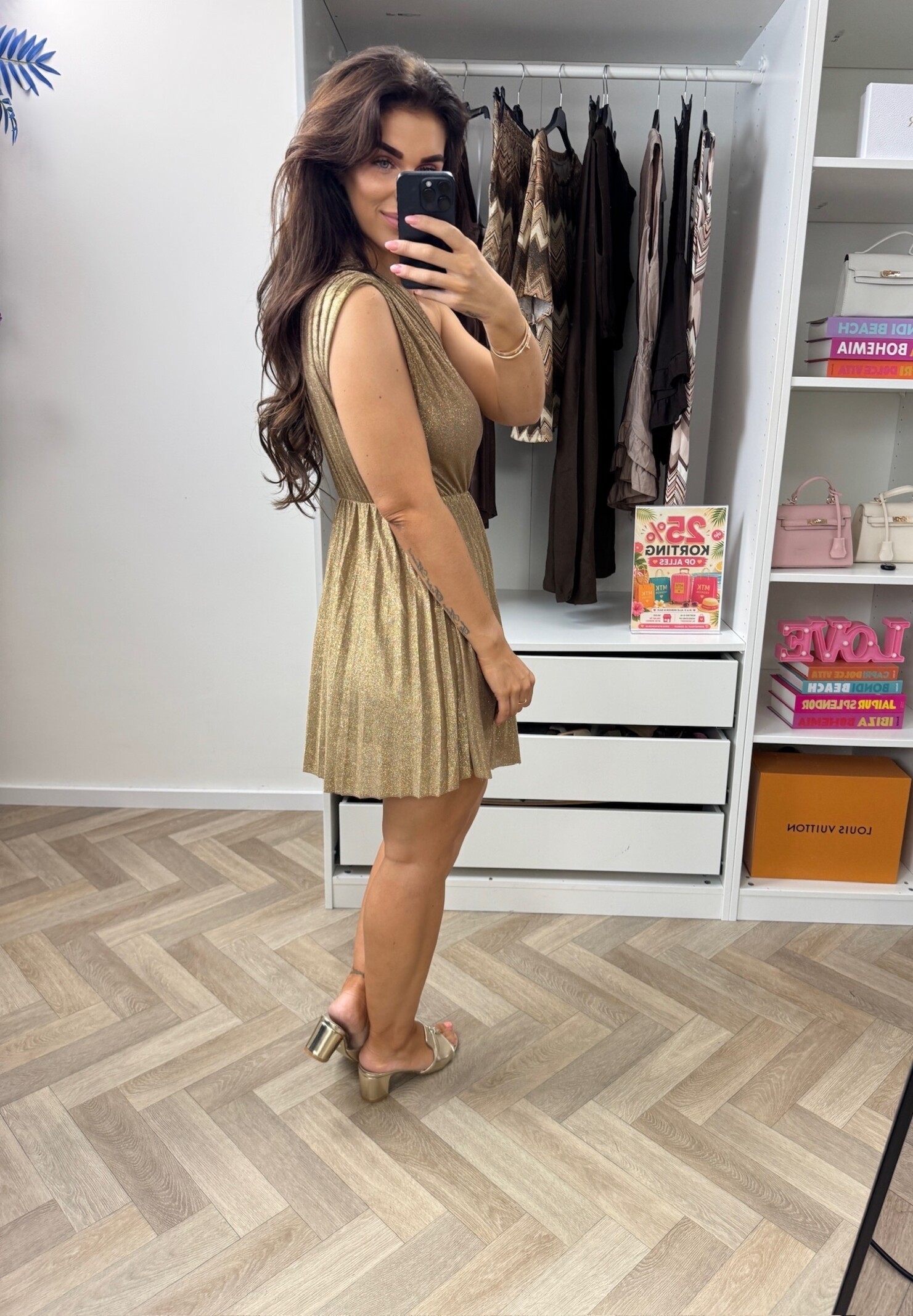 Dress Lurex Split Kort Light Gold