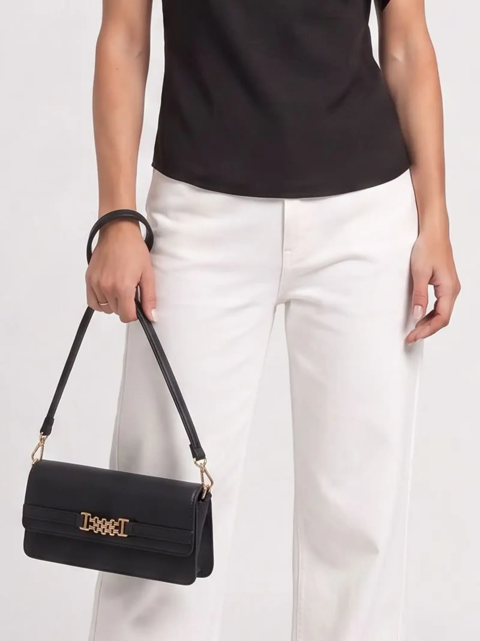 Nikkie Shoulderbag Alinda Chunky Black Nikkie