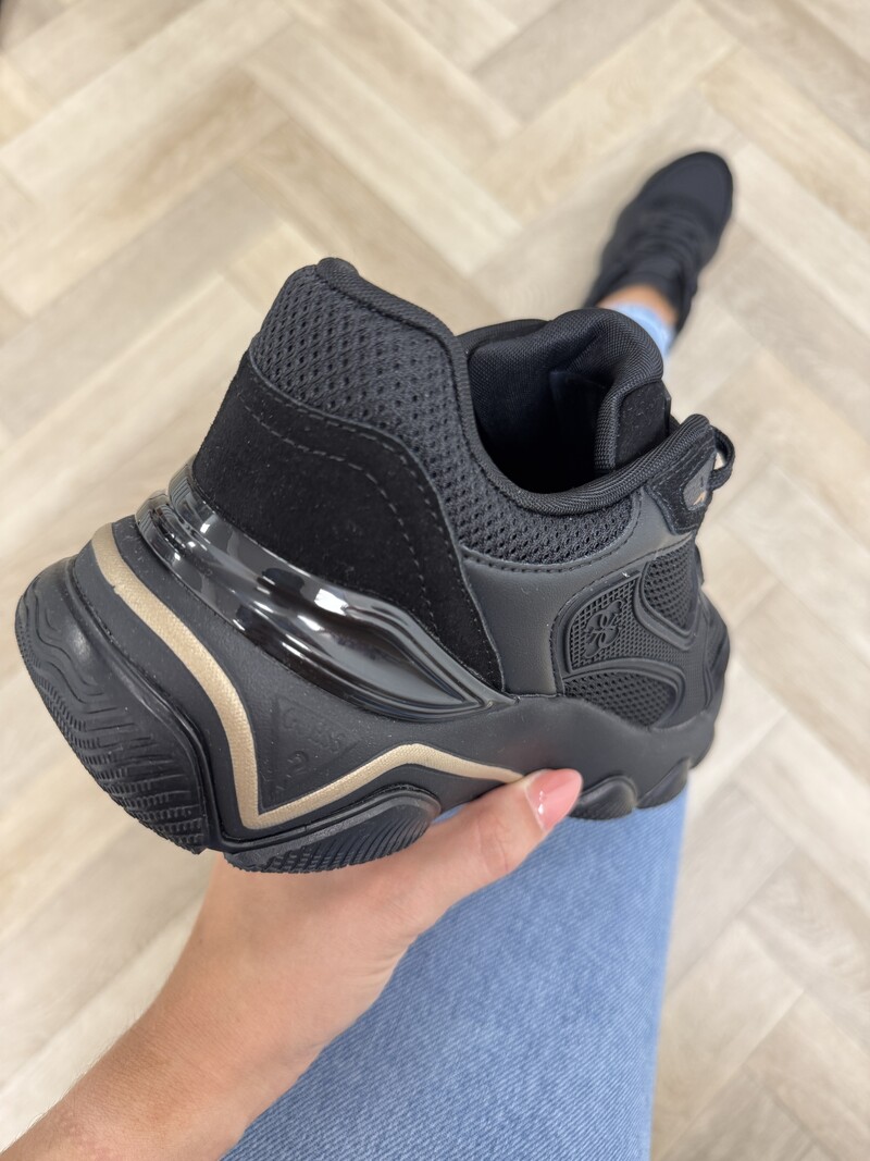 Sneakers Mazzy2 Black Guess 1351