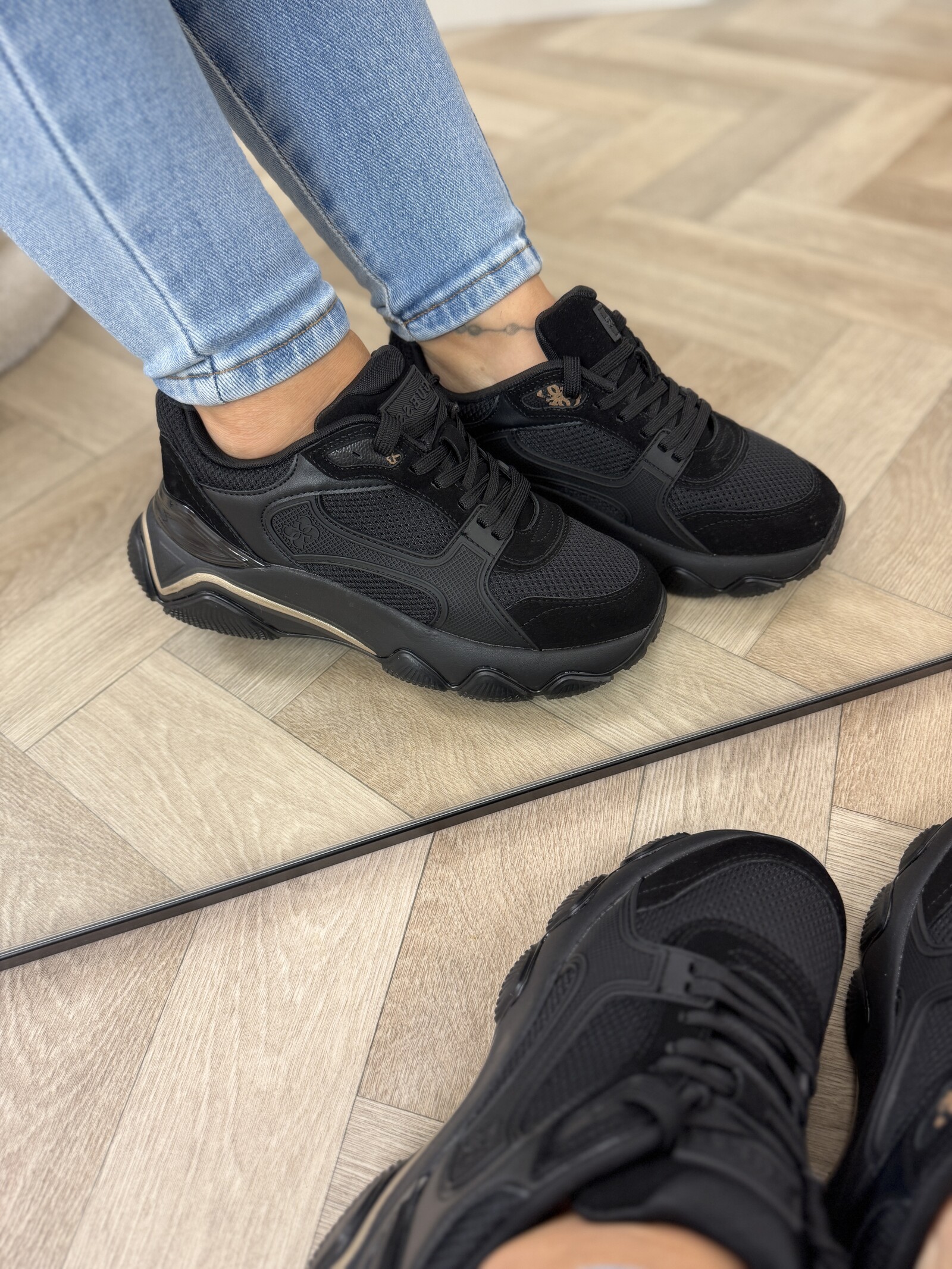 Guess Sneakers Mazzy2 Black Guess 1351