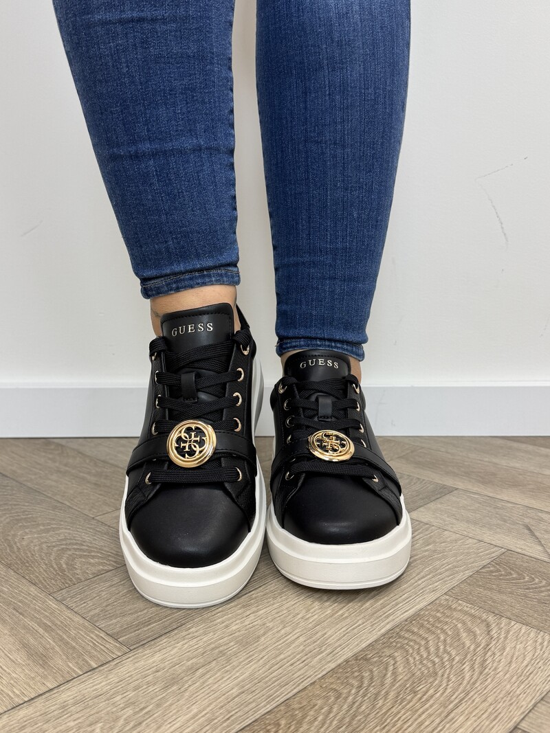 Sneakers Erizo Black Gold Guess 1390