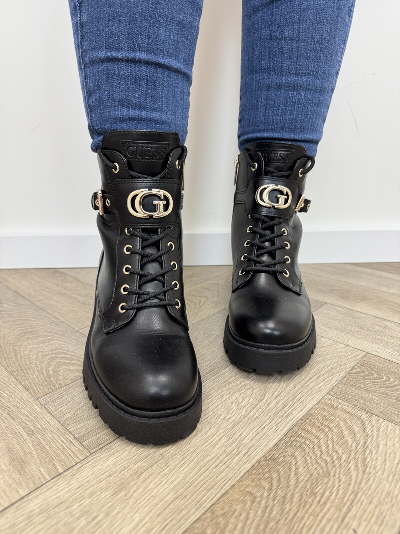 Boots Olanna Black Guess 1440