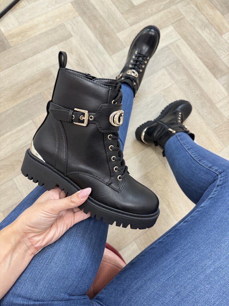 Boots Olanna Black Guess 1440