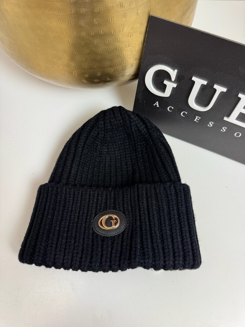 Beanie Round Logo Black Guess 1369