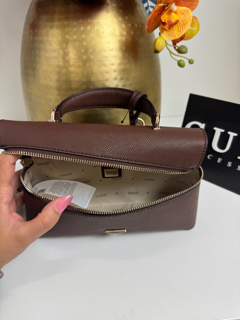 Crossbody Bag Danielle Choco Guess 1359