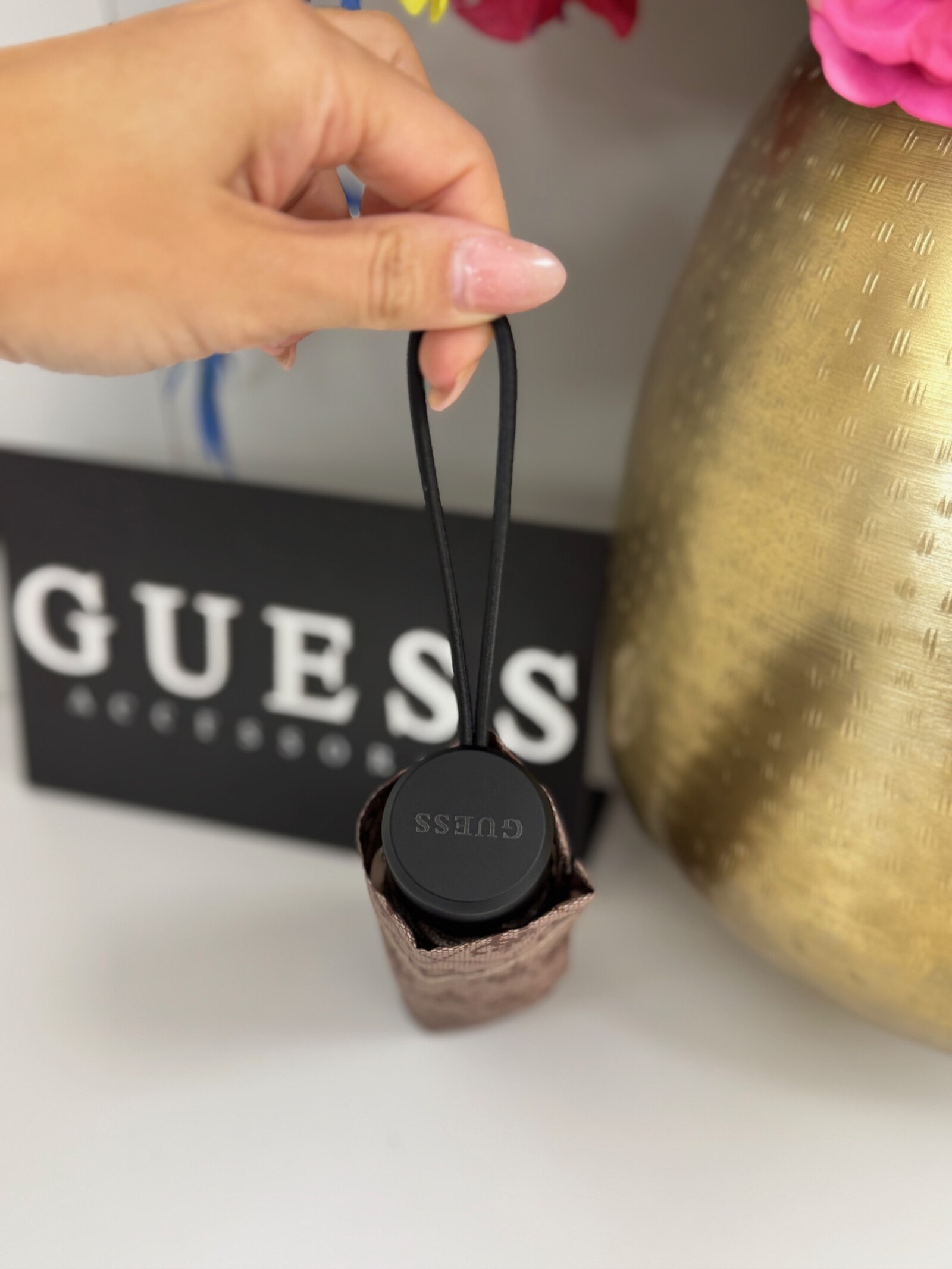 Guess Paraplu Mini Latte Logo Guess 1381