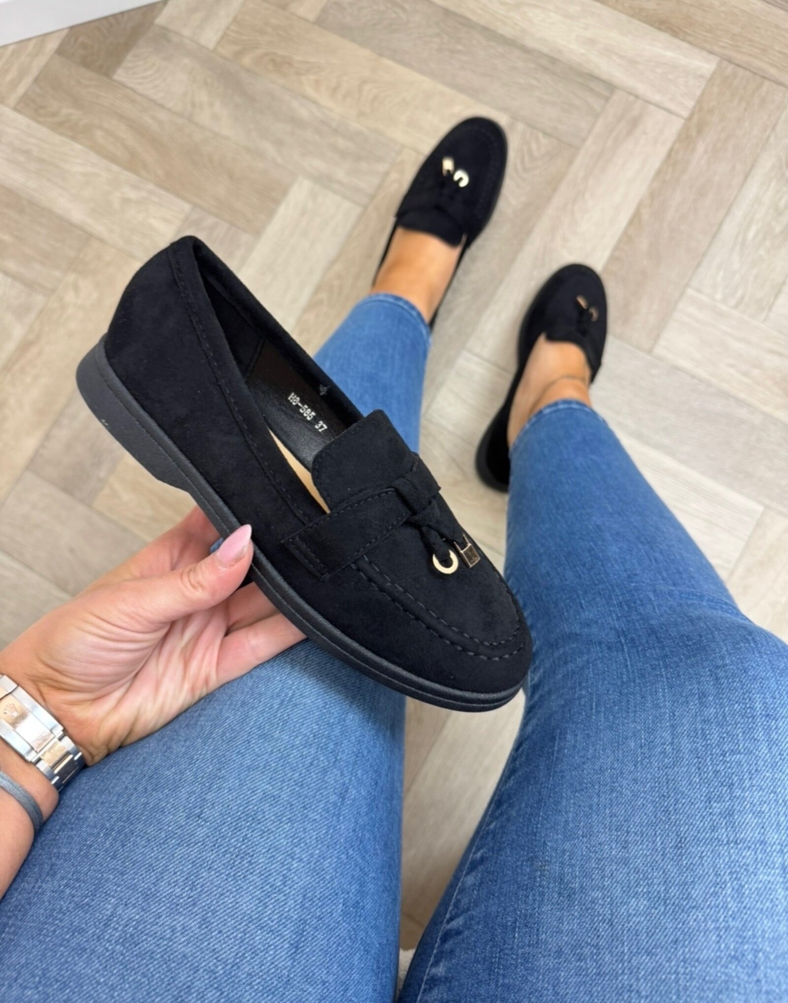 Suede Loafers Classic AQ229 Black