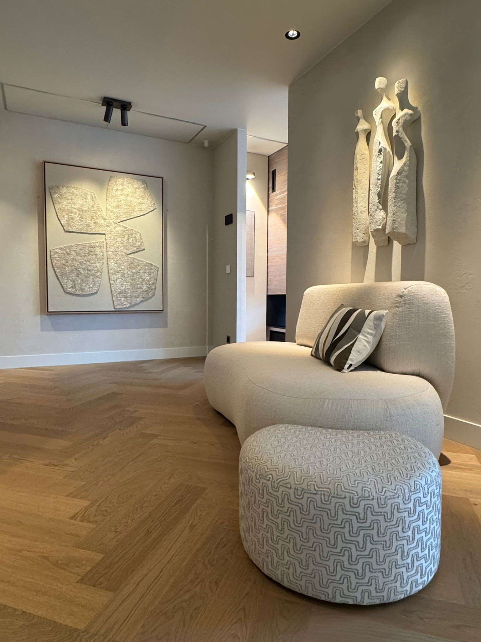 Women wall sculptures -Set of three