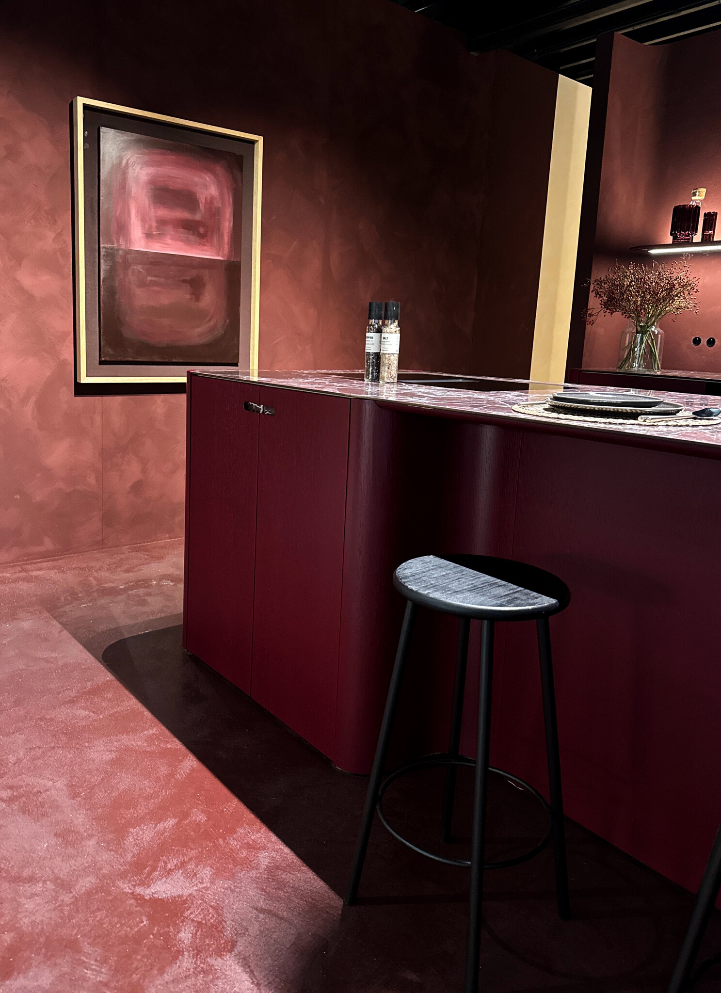 The Horizon - Dark aubergine