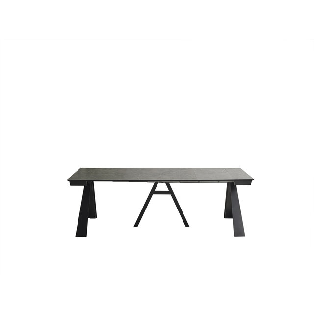 Mounta Eettafel