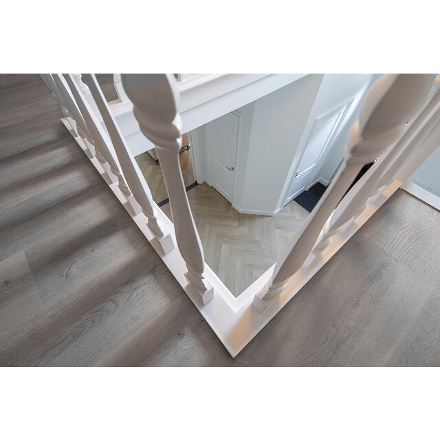 Palazzo 710 | Rigid Click