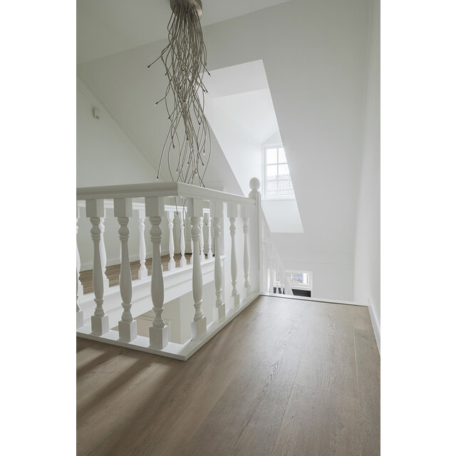 Palazzo 710 | Rigid Click