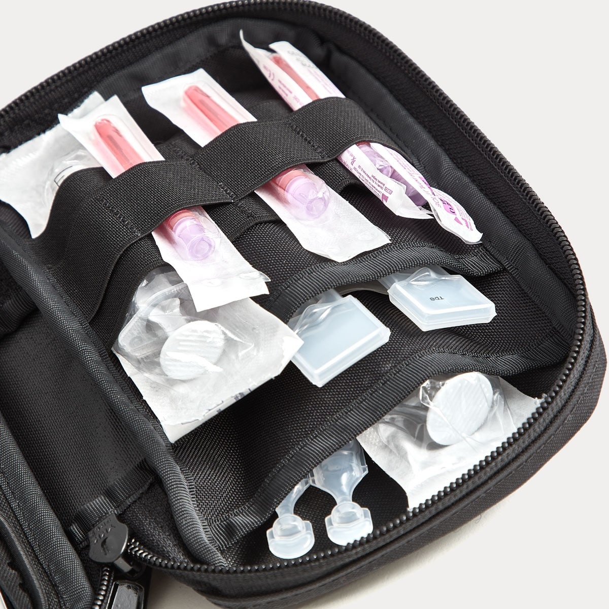 TERRA B VIAL POUCH - BLACK