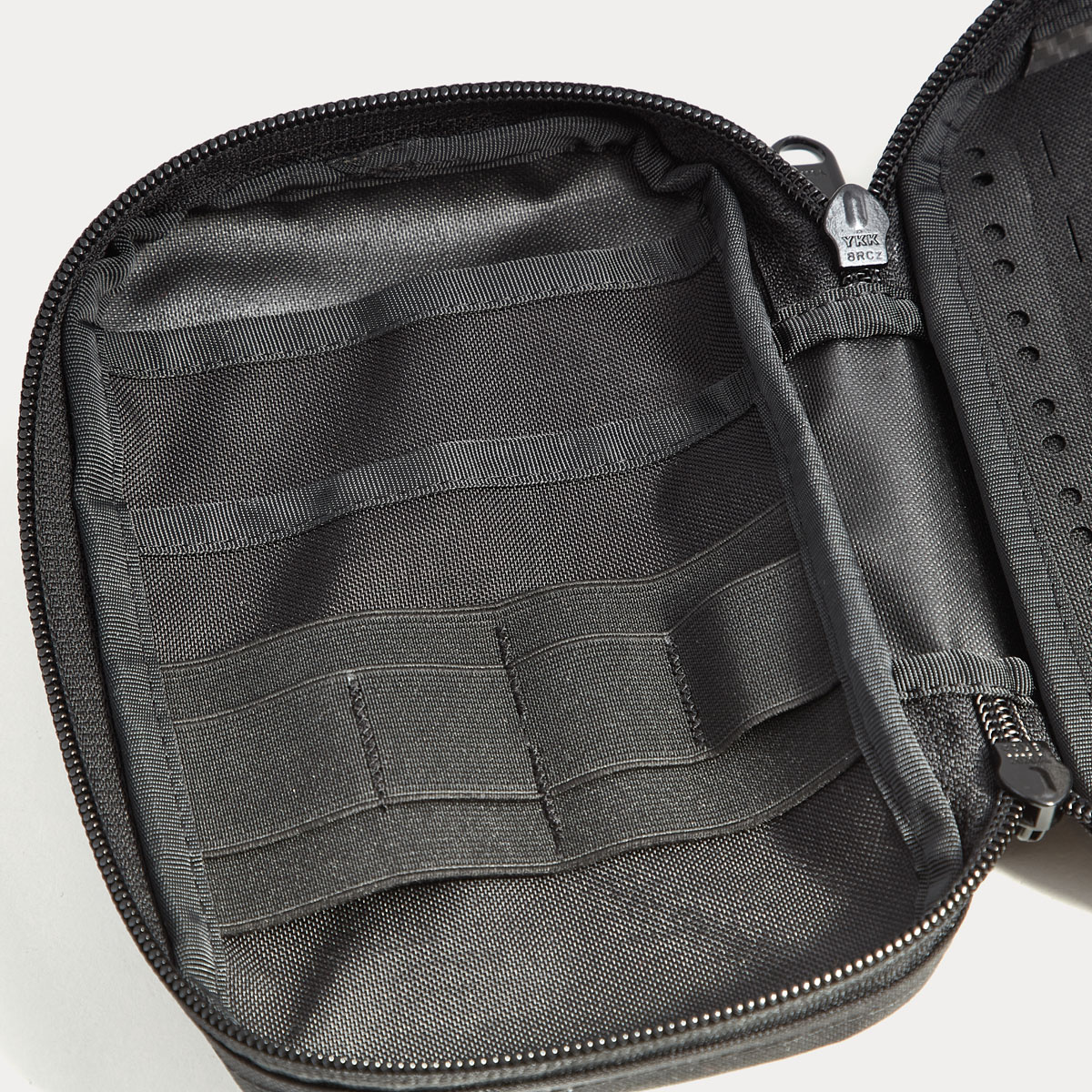 TERRA B VIAL POUCH - BLACK
