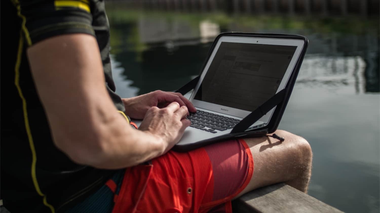 SUBTECH LAPTOP DRYCASE