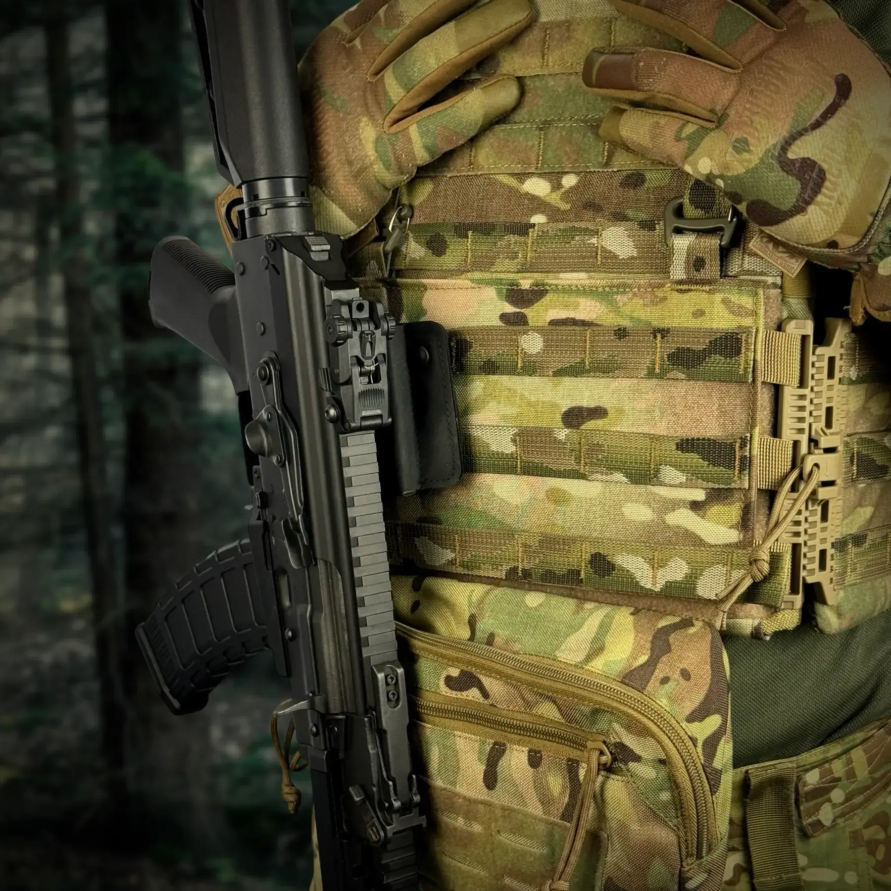 RAGNAROK MAGNETIC WEAPON FIXATOR MAG-R - MULTICAM
