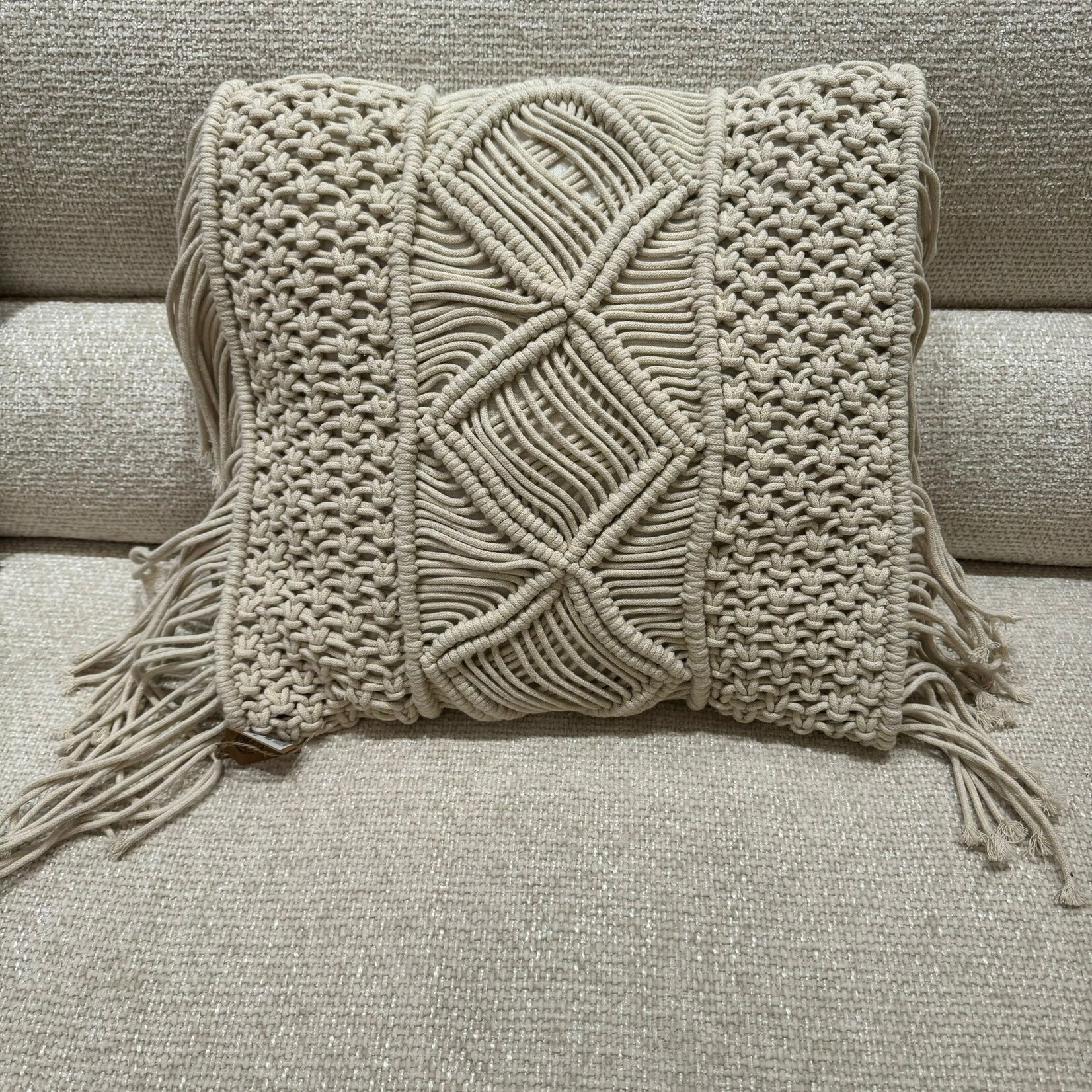 Macrame kussen vierkant