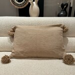 Pom pom kussen camel met binnen kussen