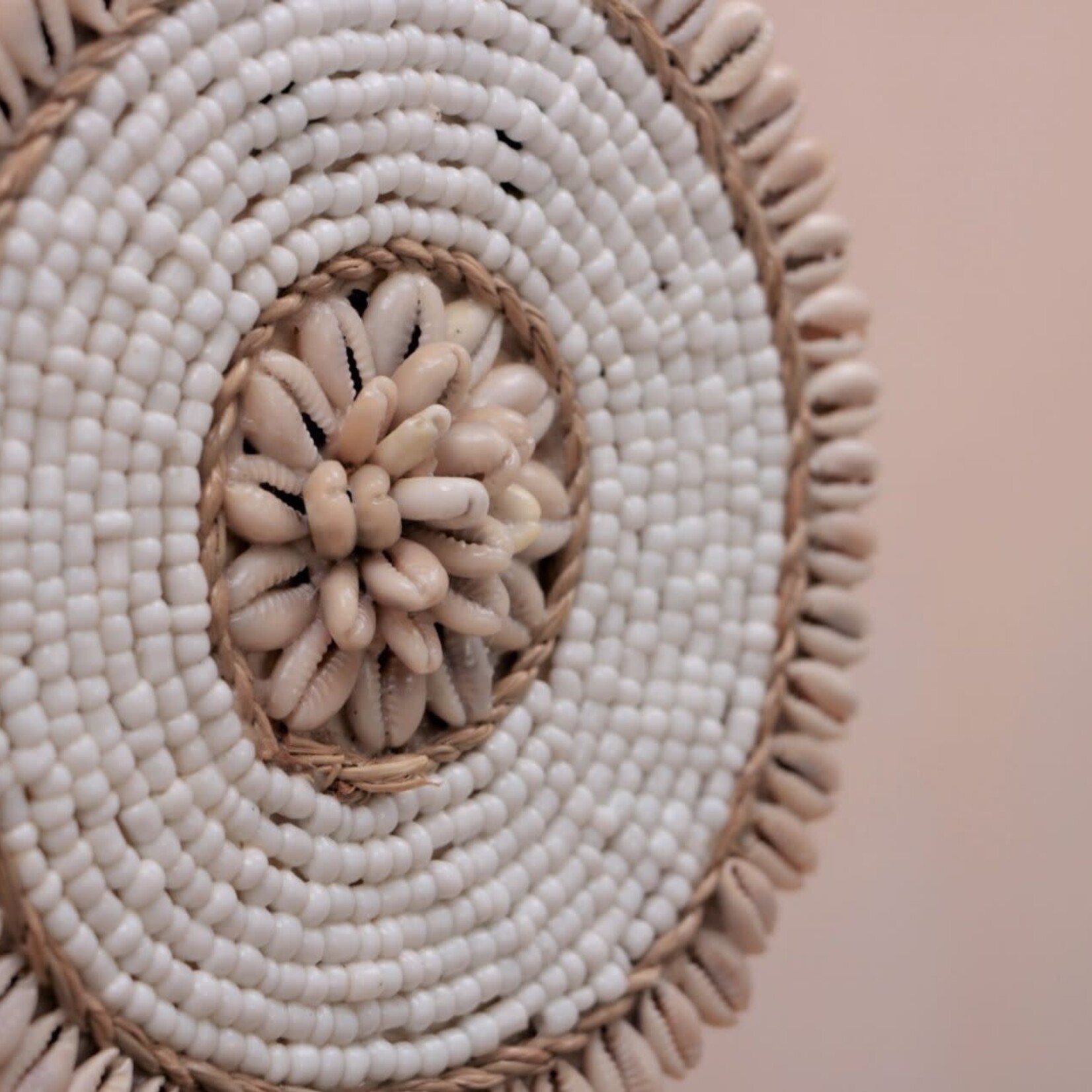 Earthware Schelpen Standaard Camero wit S