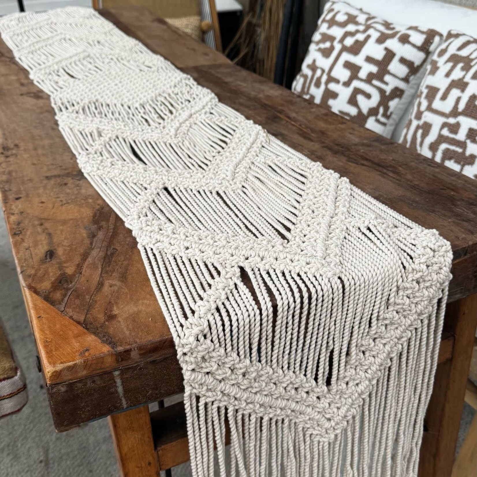 Macrame tafelloper 240x30 cm