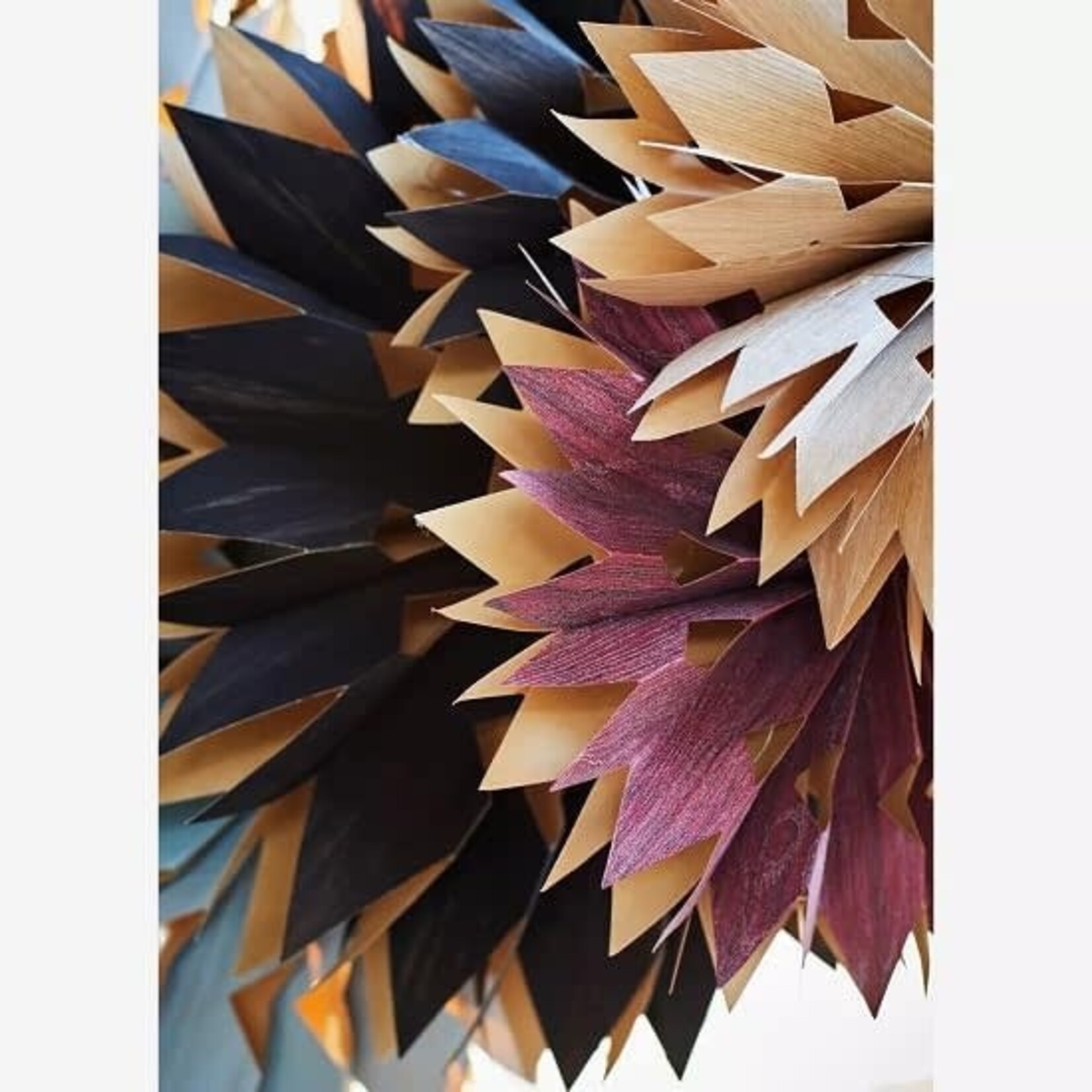 Madam Stoltz Kerstster Barn Red 30 cm