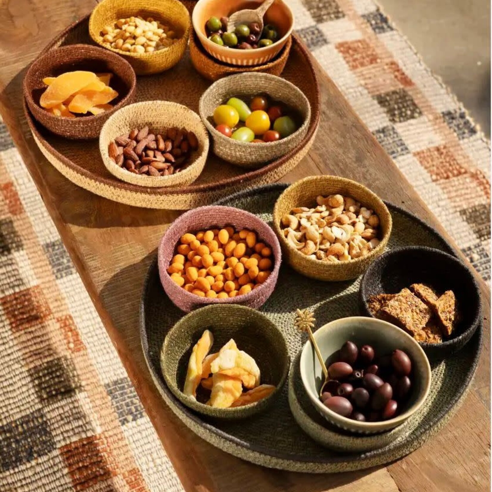 Madam Stoltz Stoneware serving spoon Schelp Madam Stoltz