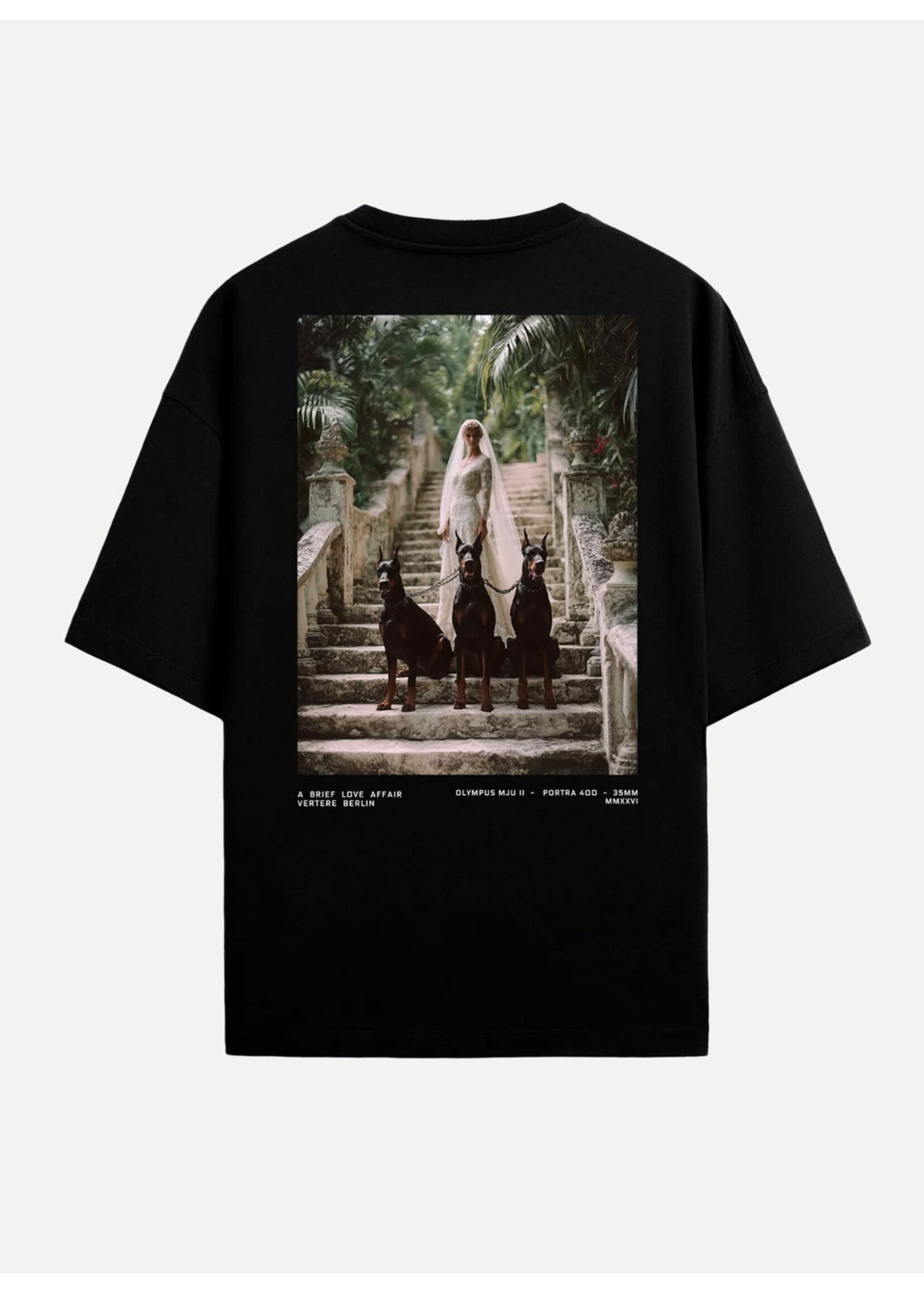 Vertere Berlin Honeymoon T-Shirt Black VER-T352-BLK