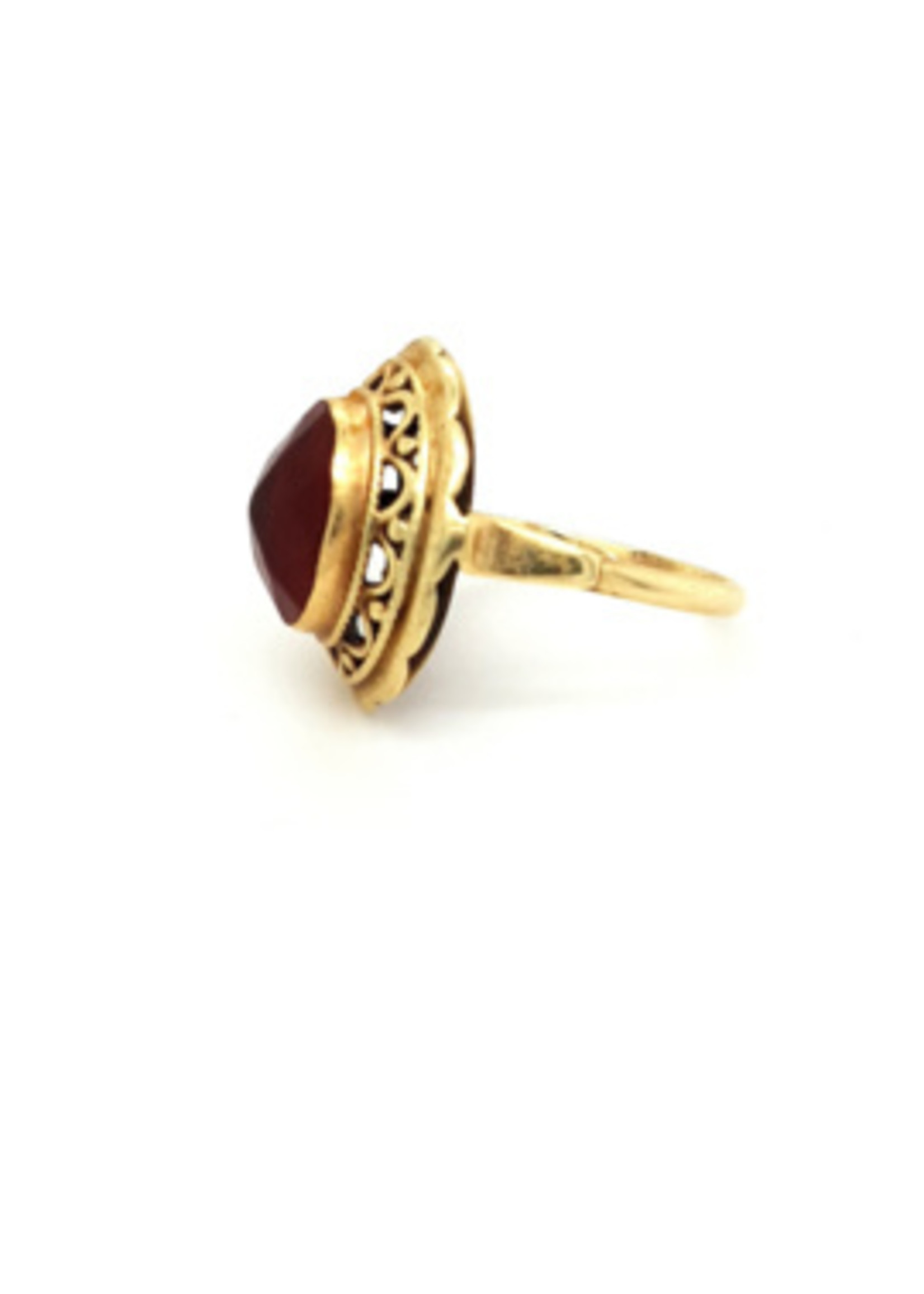 Vintage & Occasion Occasion gouden ring met carneool edelsteen