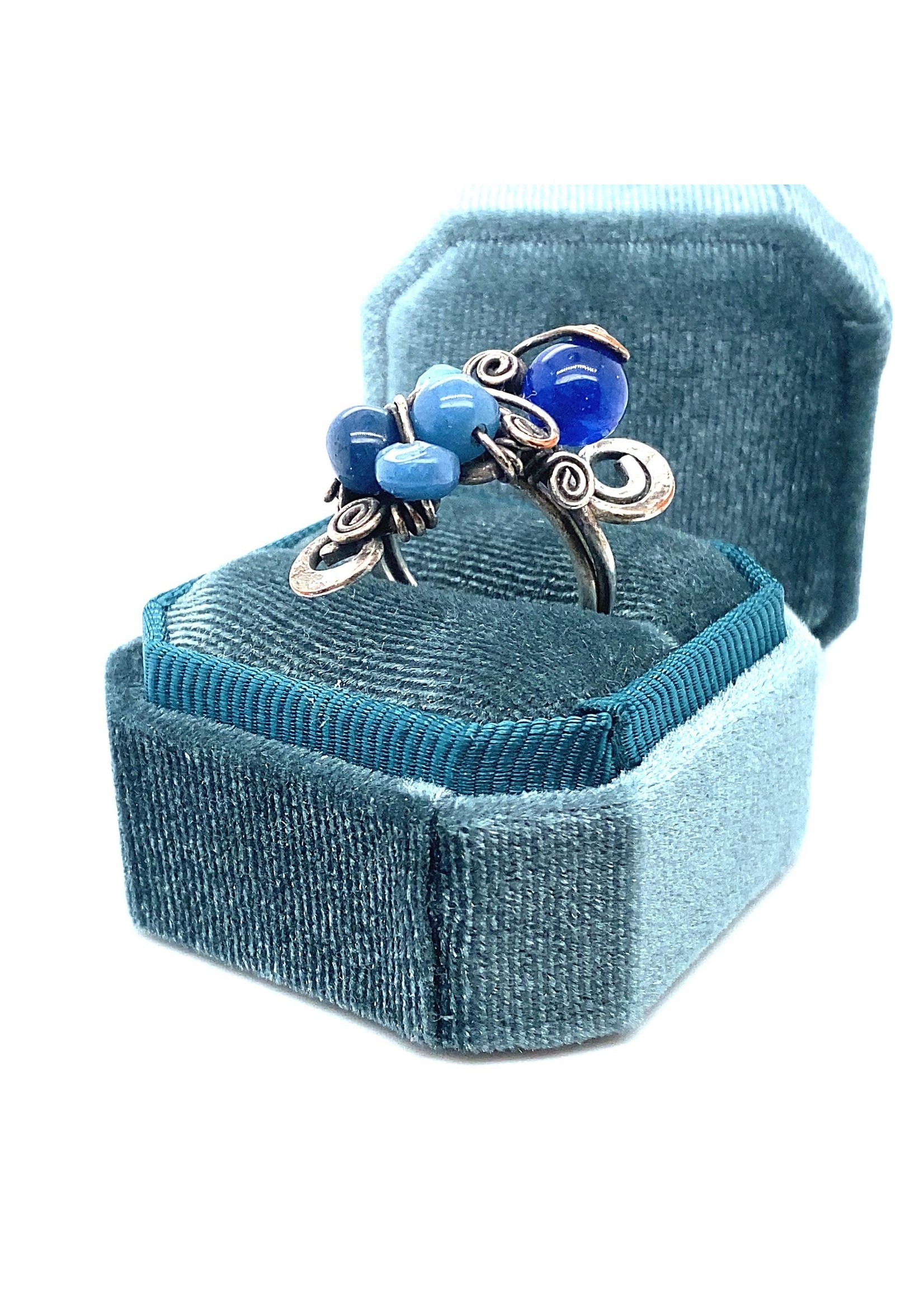 Vintage & Occasion Occasion zilveren draadring met blauwe edelsteen bollen