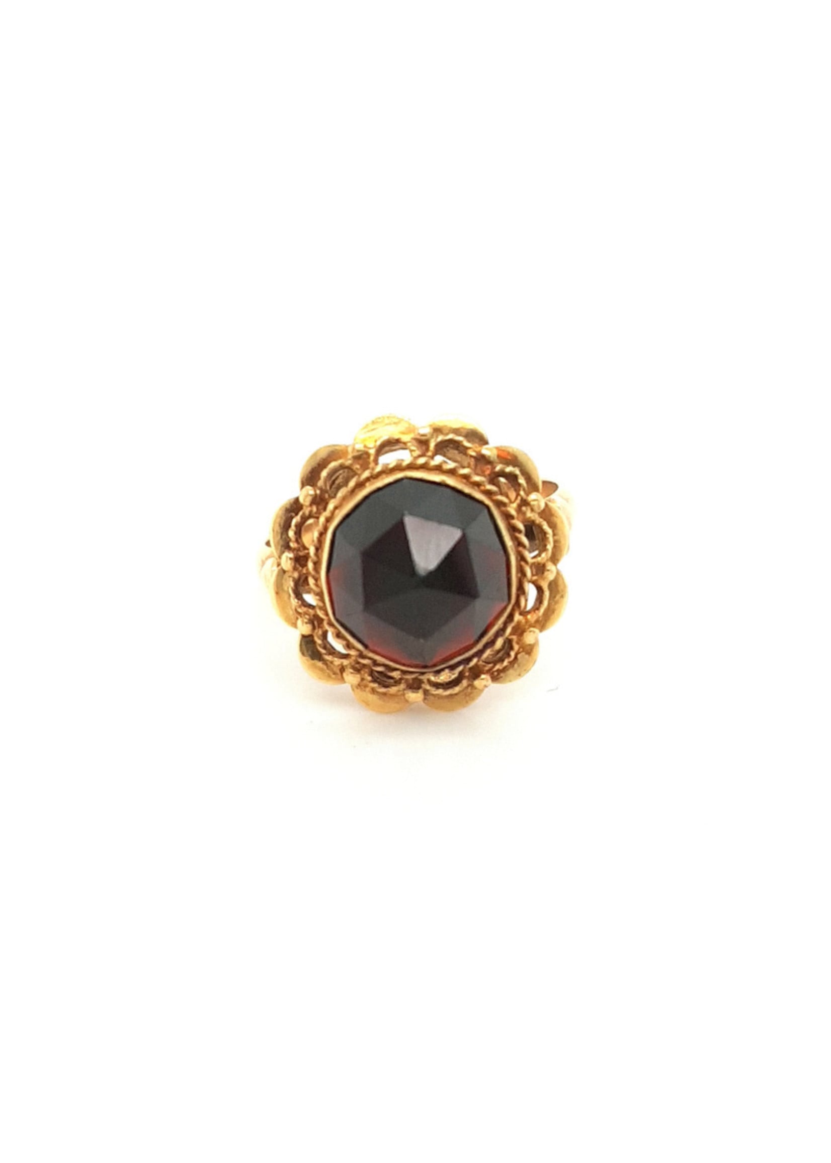 Vintage & Occasion Vintage & Occasion gouden ring met granaat edelsteen - maat 17.5