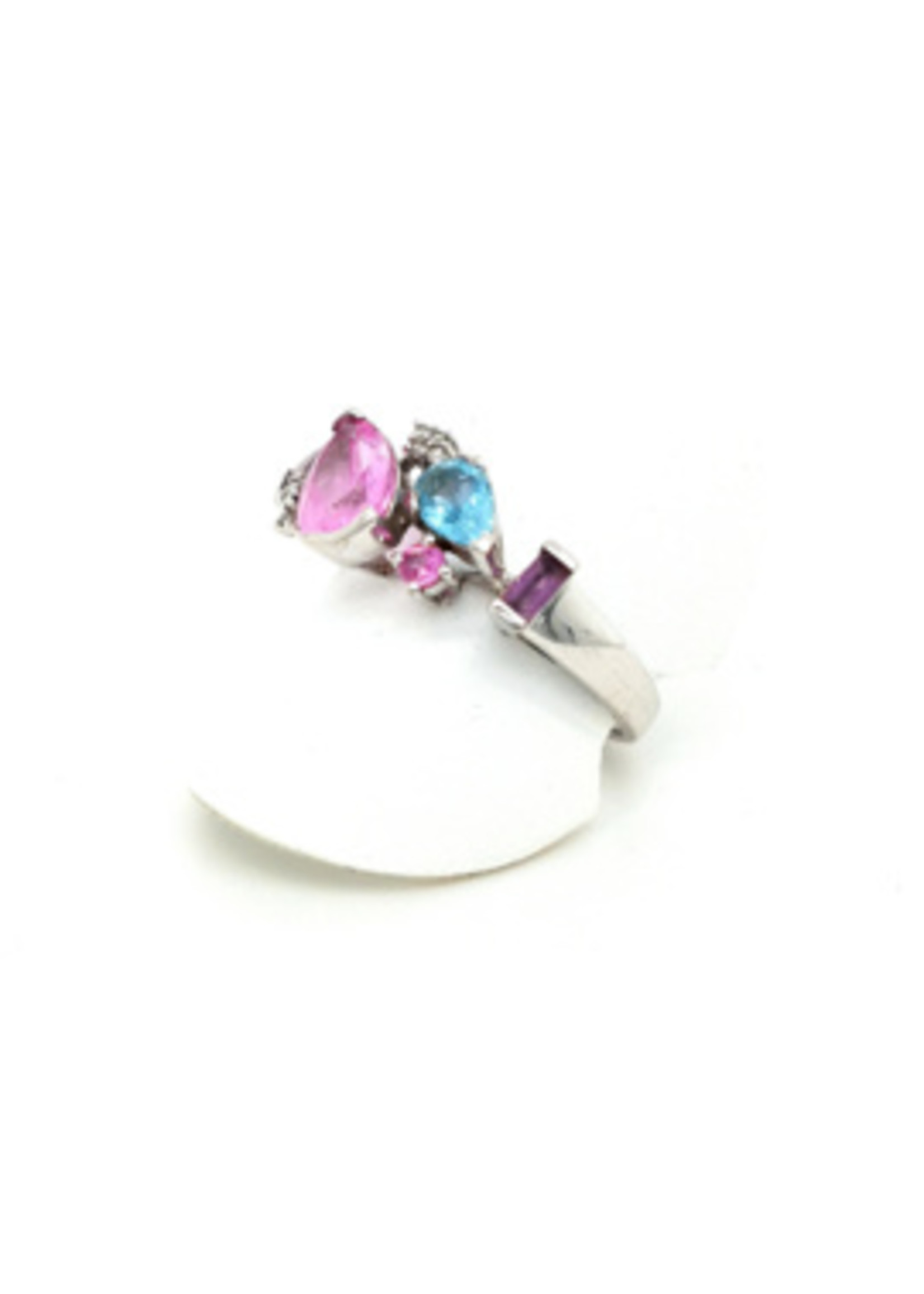 Vintage & Occasion Occasion witgouden ring met diamanten en kleurrijke edelstenen