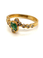 Vintage & Occasion Occasion geelgouden ring met smaragd en diamant 0.30ct
