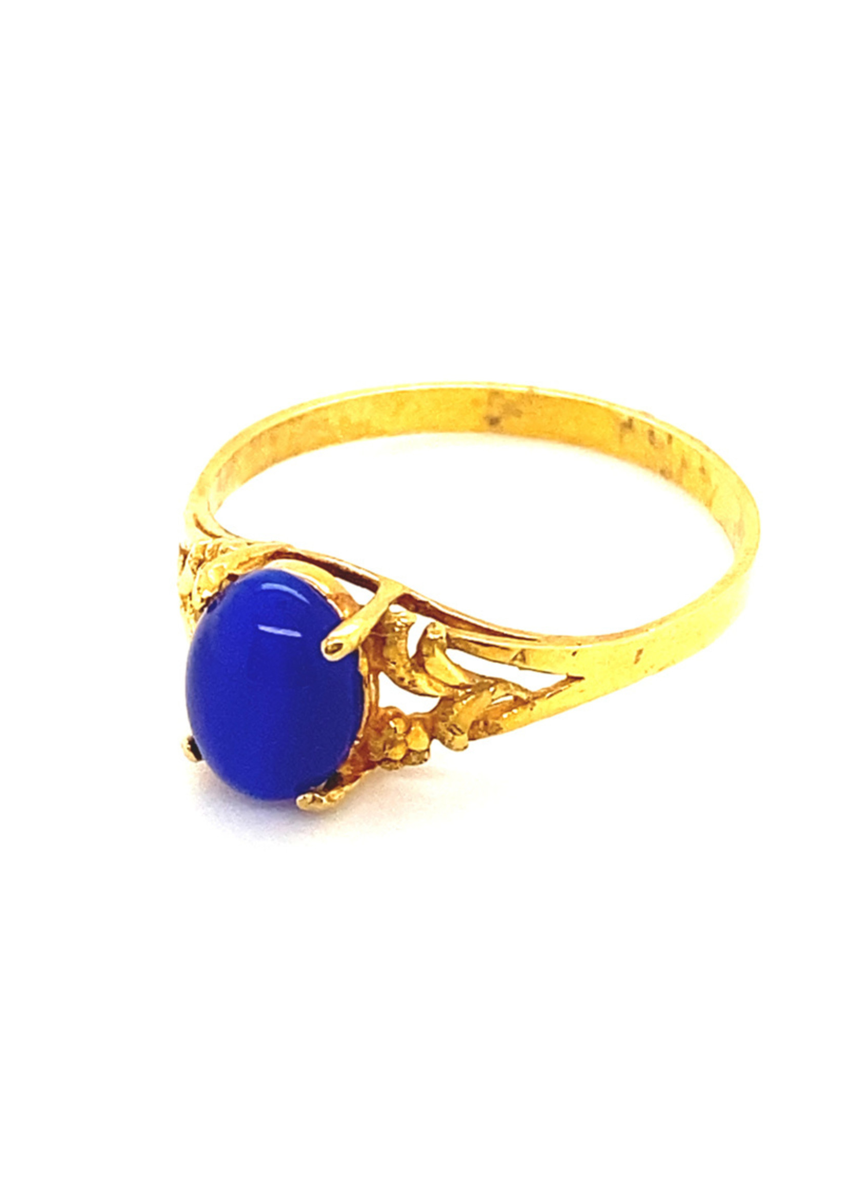 Vintage & Occasion Occasion gouden ring met donkerblauwe synthetische kattenoog