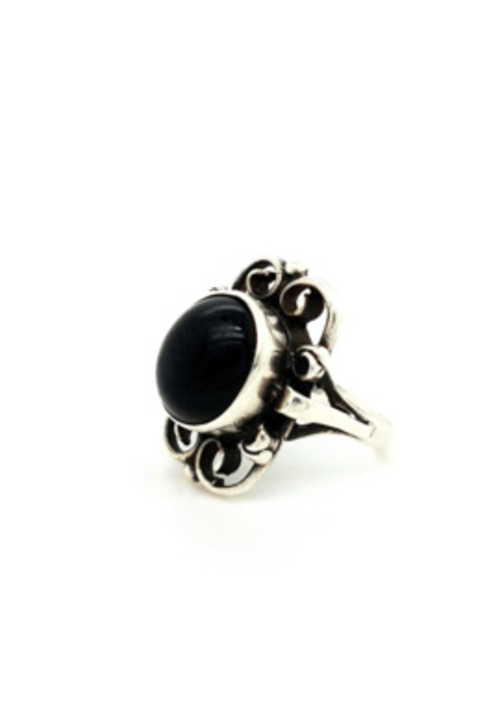 Vintage & Occasion Occasion opengewerkte ring met zwarte onyx edelsteen