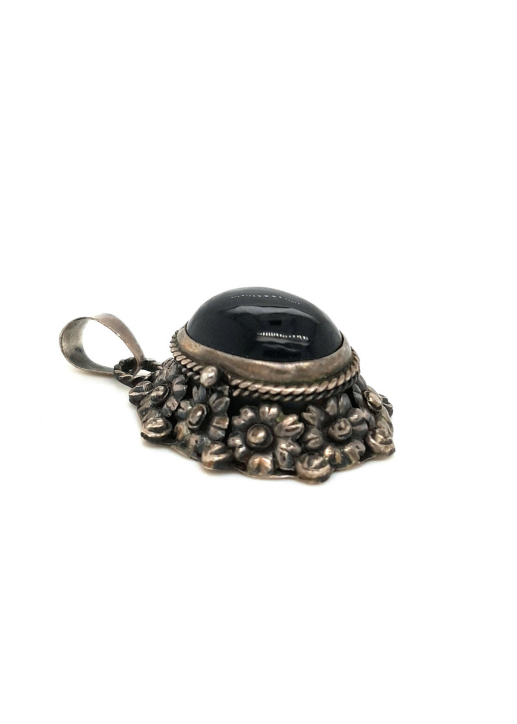 Vintage & Occasion Occasion hanger met onyx edelsteen
