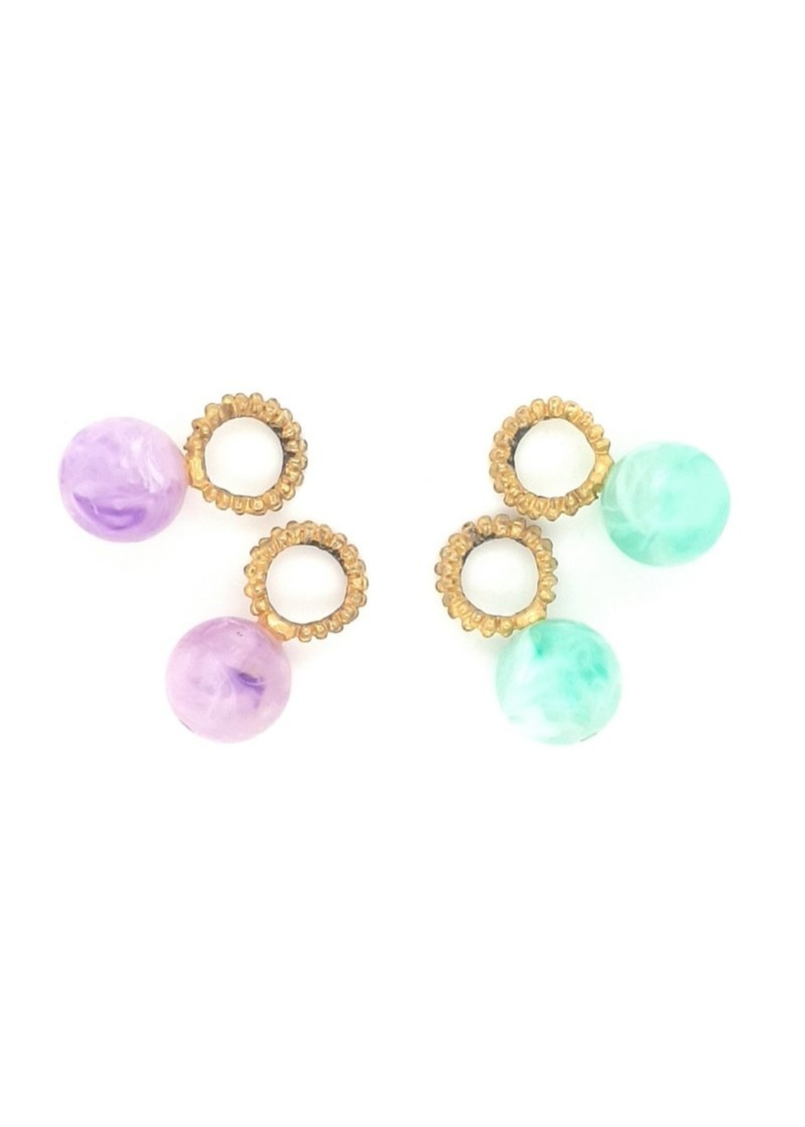 Vintage & Occasion Occasion set van 2 creool hangers met paarse en groene kraal