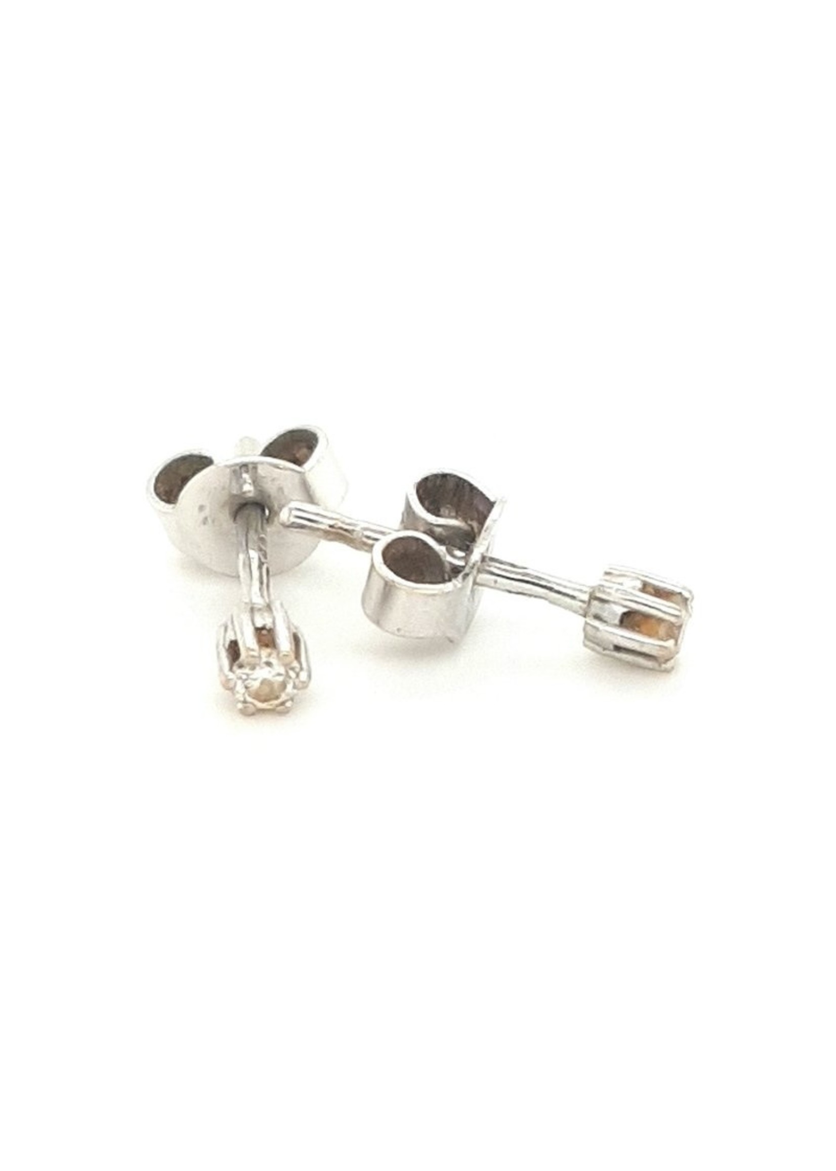 Vintage & Occasion Occasion witgouden solitair oorknoppen diamant 0.10ct SI G