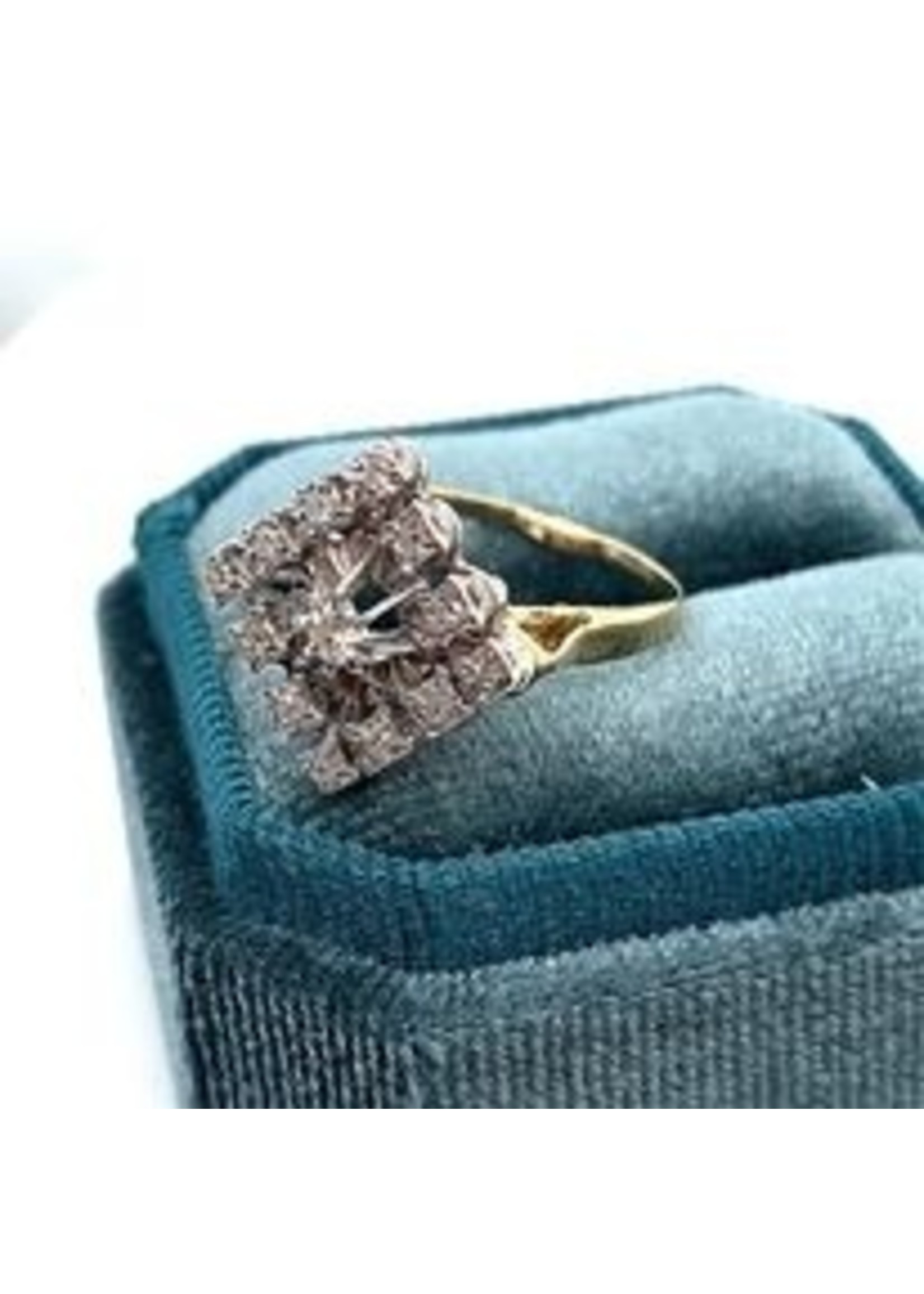 Vintage & Occasion Bicolor vierkante briljante ring