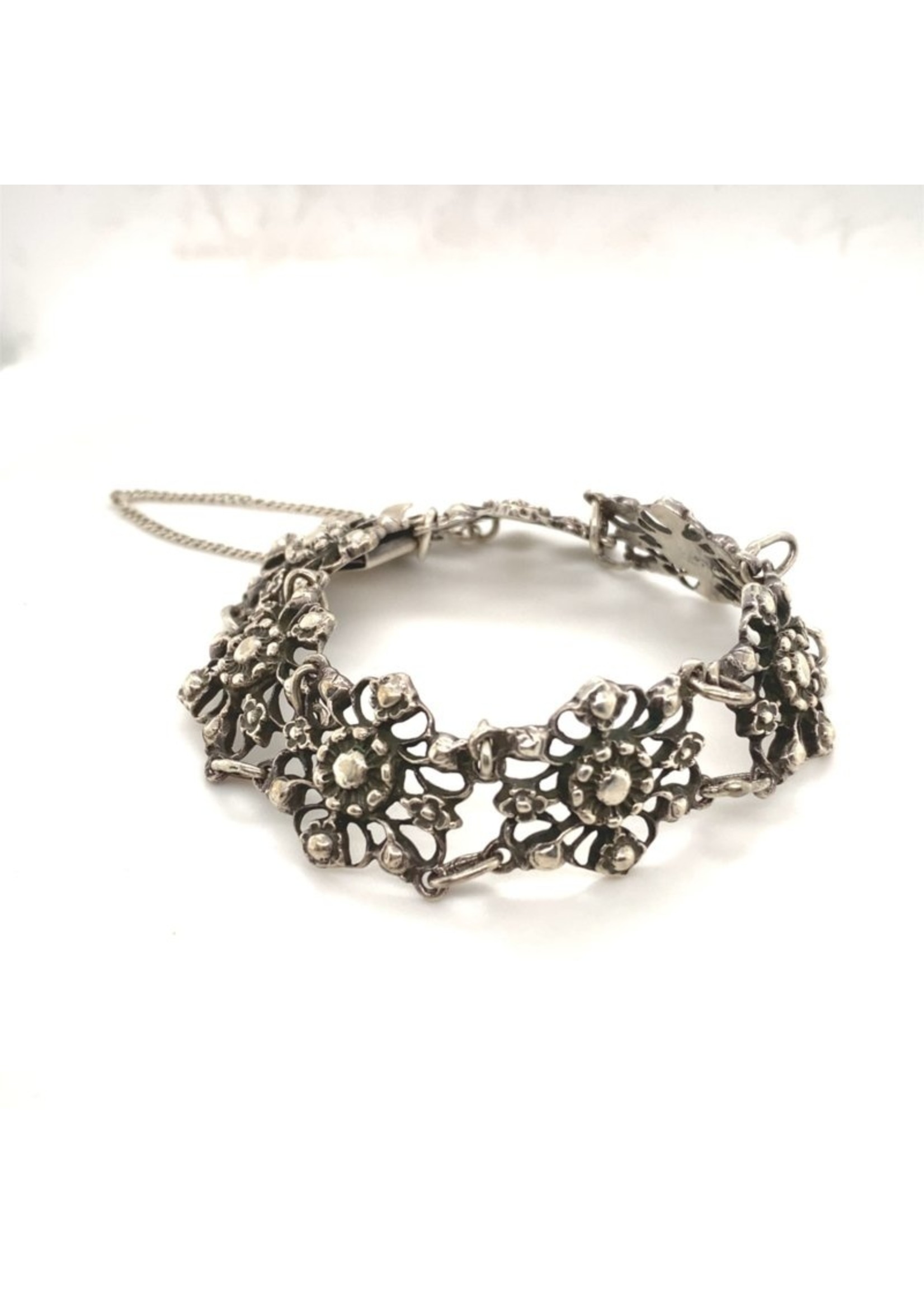 Vintage & Occasion Occasion opengewerkte sierlijke zilveren schakelarmband