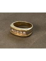 Vintage & Occasion Occasion geelgouden ring met 5 diamanten 0.15ct