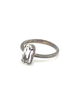 Vintage & Occasion Occasion zilveren ring met ovale witte topaas