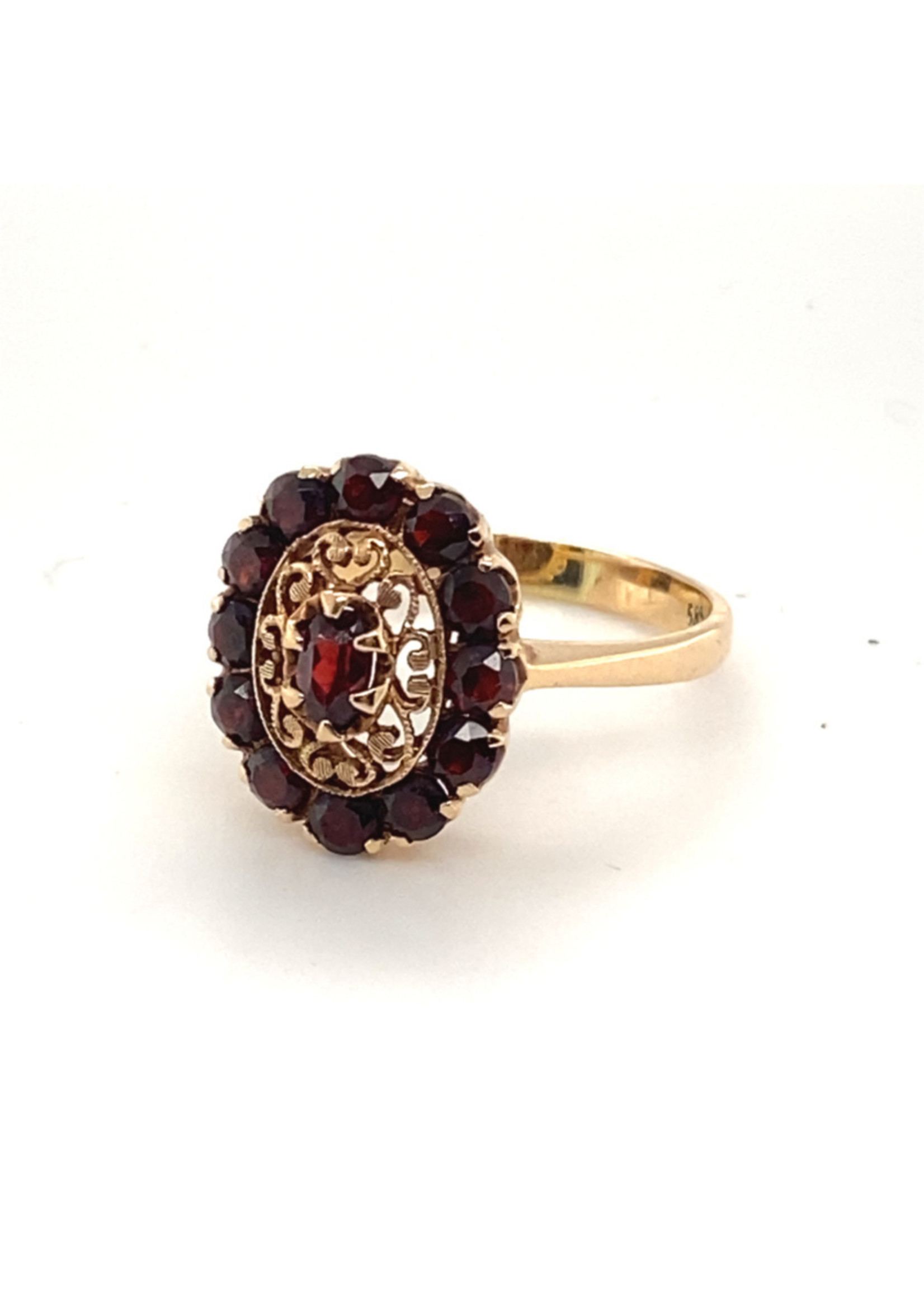 Vintage & Occasion Occasion gouden ring met 13 granaten